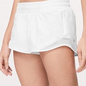 White Hotty Hot Shorts Lululemon🍋